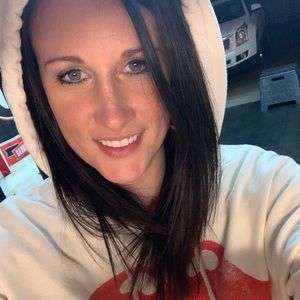 Meet your Posher, Ariel